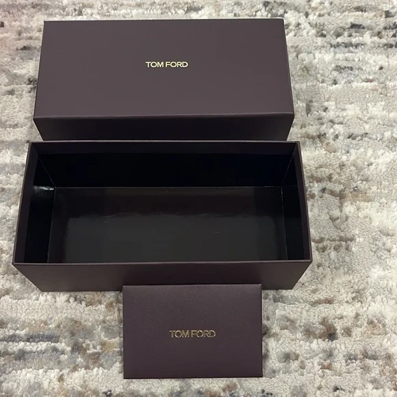 Tom Ford glasses box - Picture 3 of 6